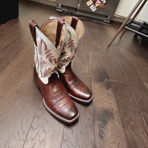 Ariat Mens 10.5 Renegade Cowboy Boot - Mahogany
